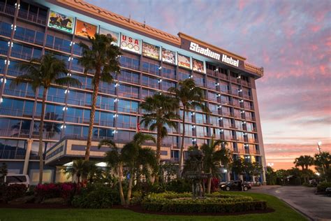hotels close to miami heat arena
